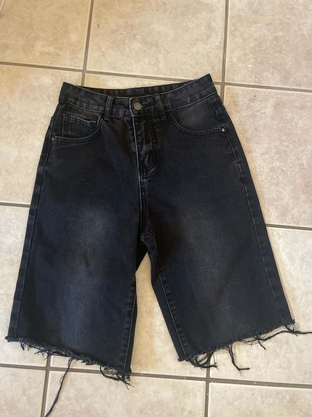 Teen high waisted distressed jorts